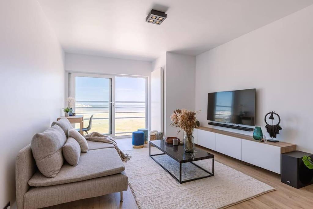 Cozy Apartment With Beautiful Seaview Кноке-Хайст Екстериор снимка